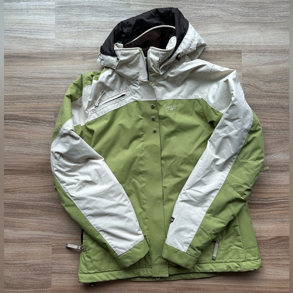 Orage Green and White Ski Jacket with Water-Resistant Design